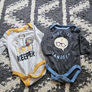 Warner Bros. Gray and Blue Kids Bodysuit Set